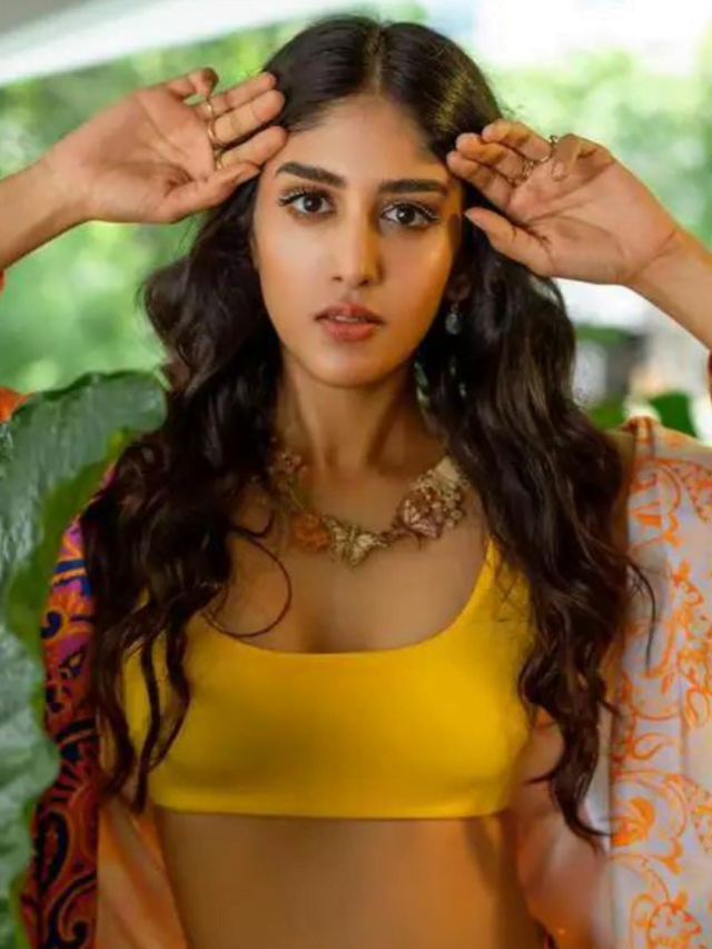 Chandini Chowdary Hot Pics