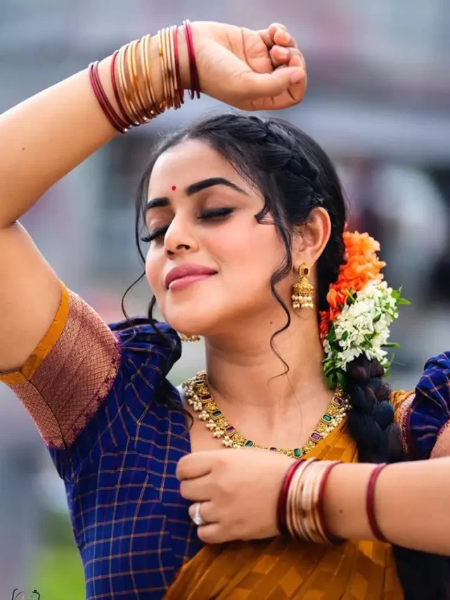 Poorna Looking Gorgeous in Lehanga Voni (6)