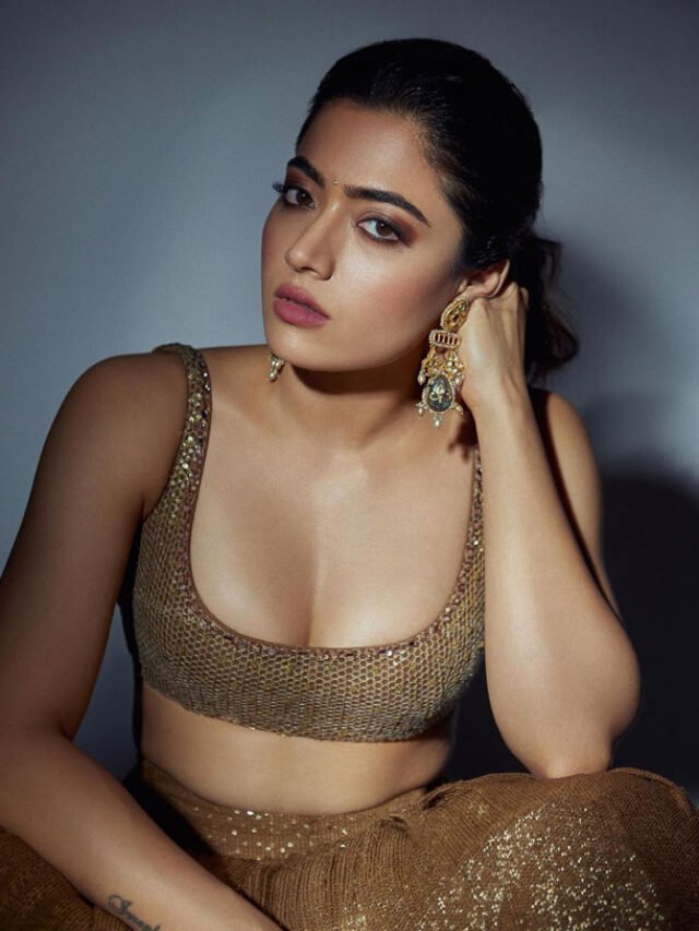 Rashmika Mandanna Delightful Looks (5)