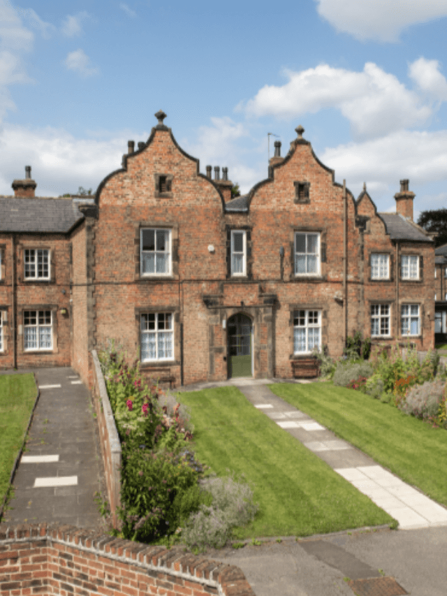 Why did people fear Victorian workhouses?