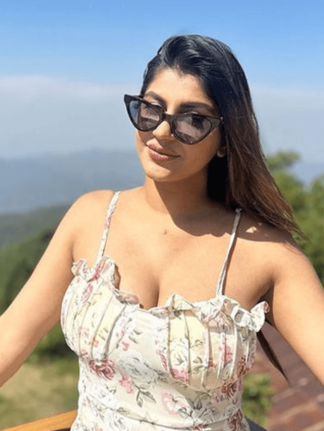 Yashika Aannand: Fashion Icon