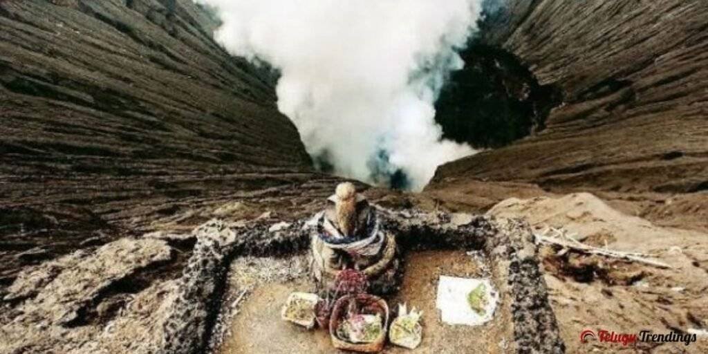 700 Years Old Lord Ganesha Idol