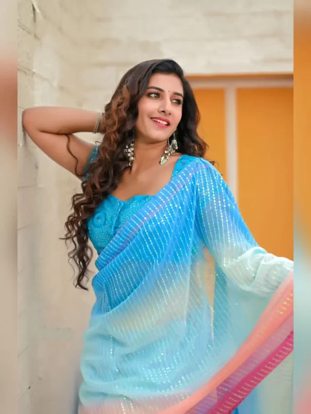 Adorable Looks of Vishnupriya Bhimeneni