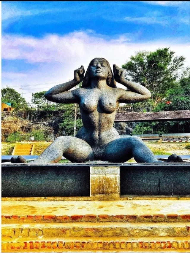 Magnificient Statues and Sculptures in Kerala